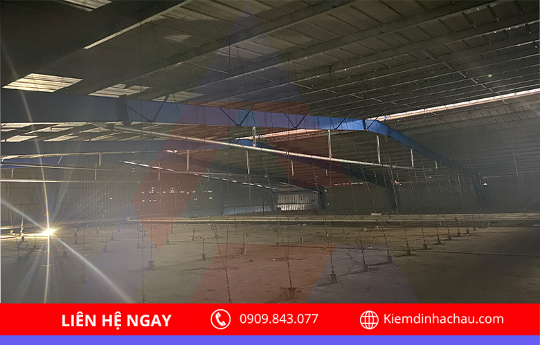 Kết cấu nhà xưởng được gia cố phục vụ lắp đặt solar (bổ sung thêm giàn thép)